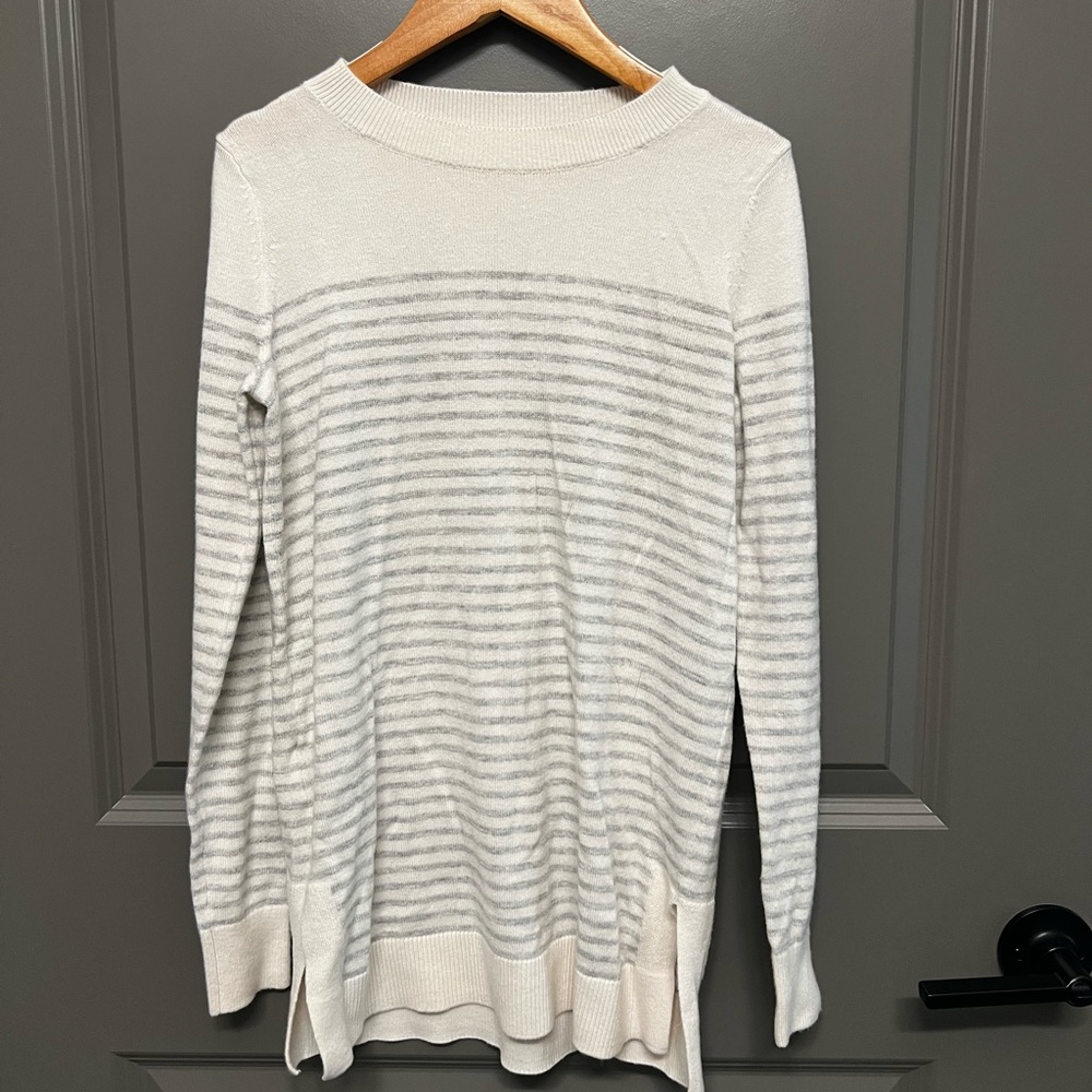 XXS Gray Striped Tunic Sweater